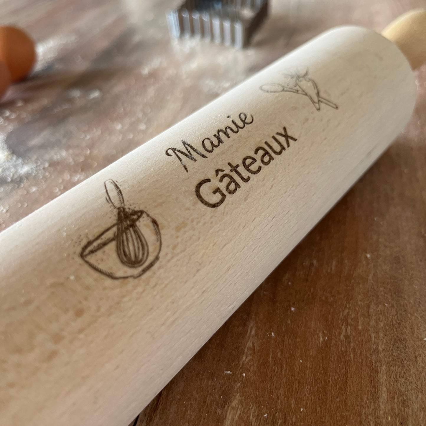 Rouleau à pâtisserie en bois personnalisé